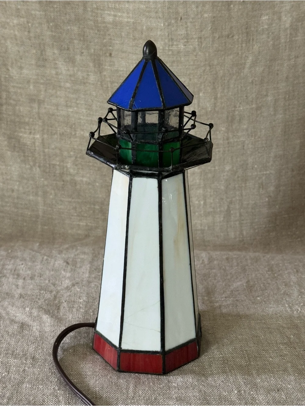vintage stained glass lighthouse lamp - Picture 6 of 14
